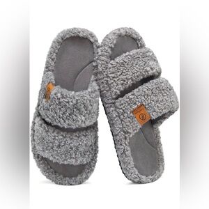 Cozy Gray Fuzzy Slippers NWT